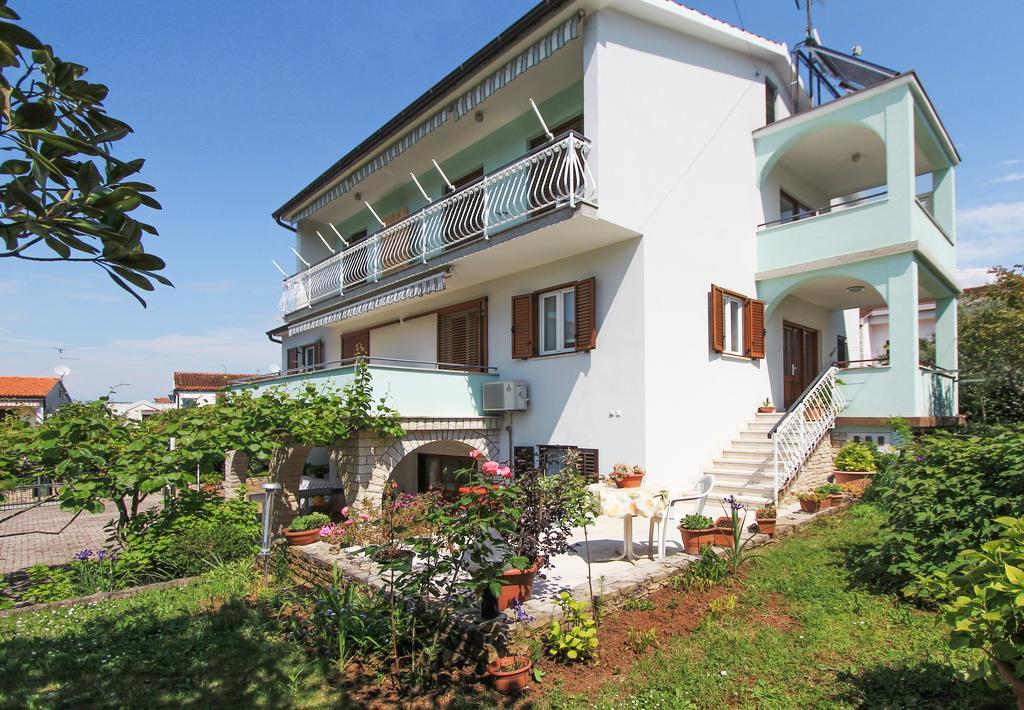 Apartments Silvia Poreč Dış mekan fotoğraf
